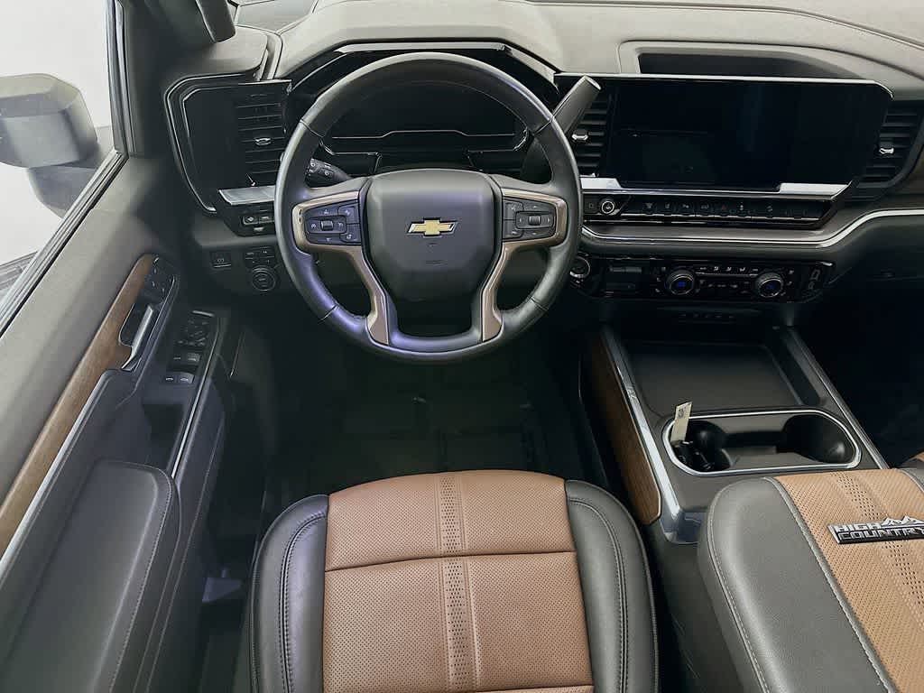 Thumbnail: 2024 Chevrolet Silverado 3500 - 10