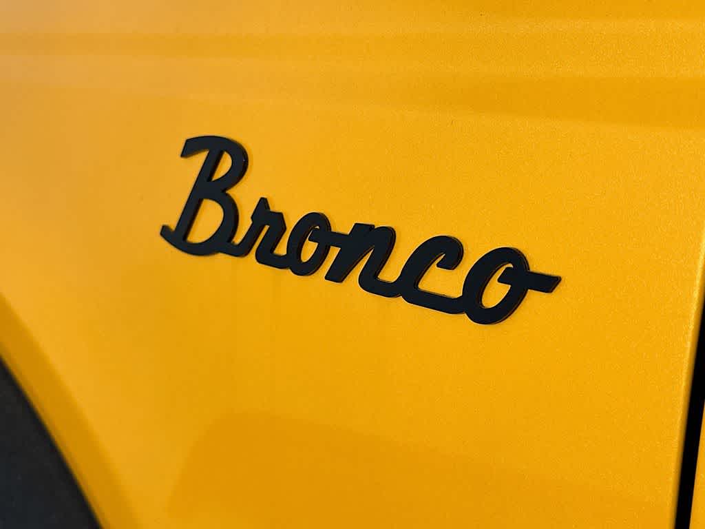 Thumbnail: 2021 Ford Bronco - 7