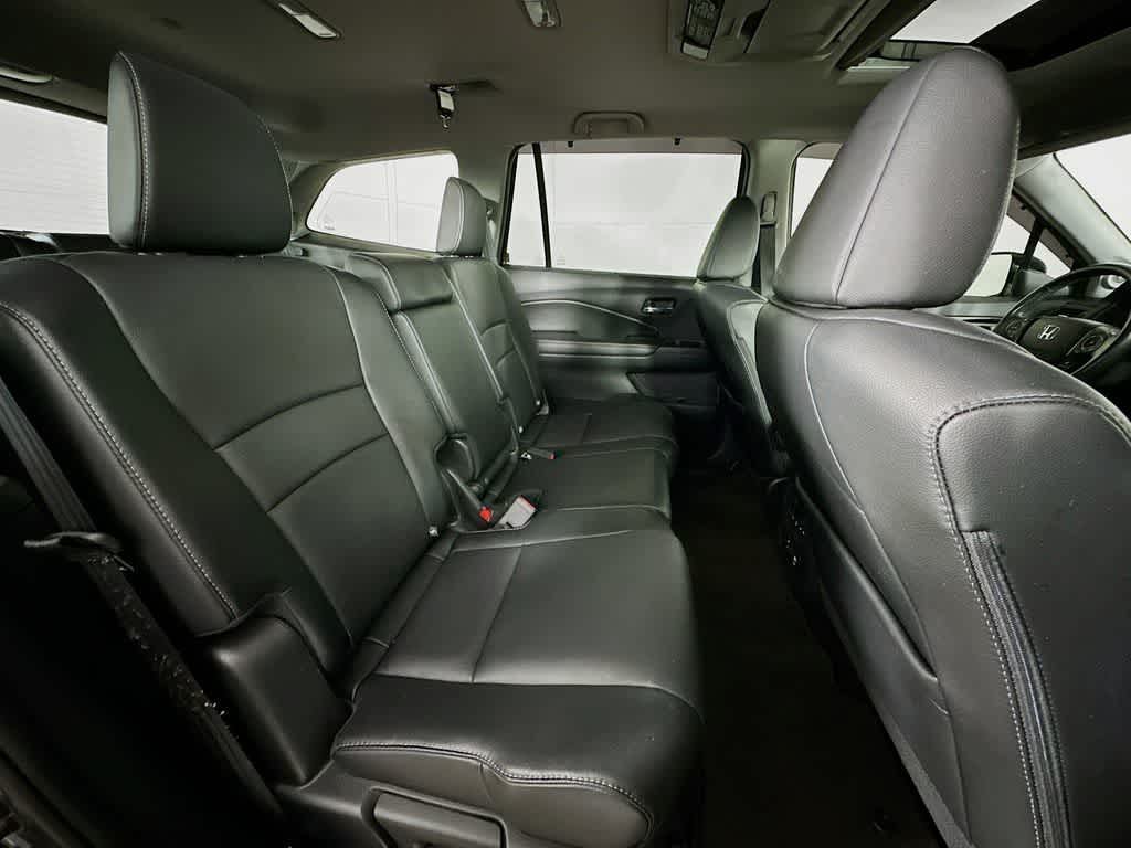 Thumbnail: 2016 Honda Pilot - 34