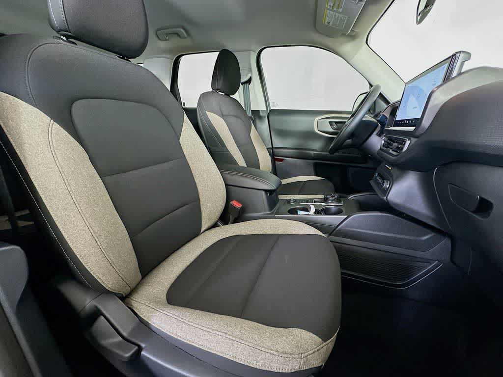 Thumbnail: 2025 Ford Bronco Sport - 15