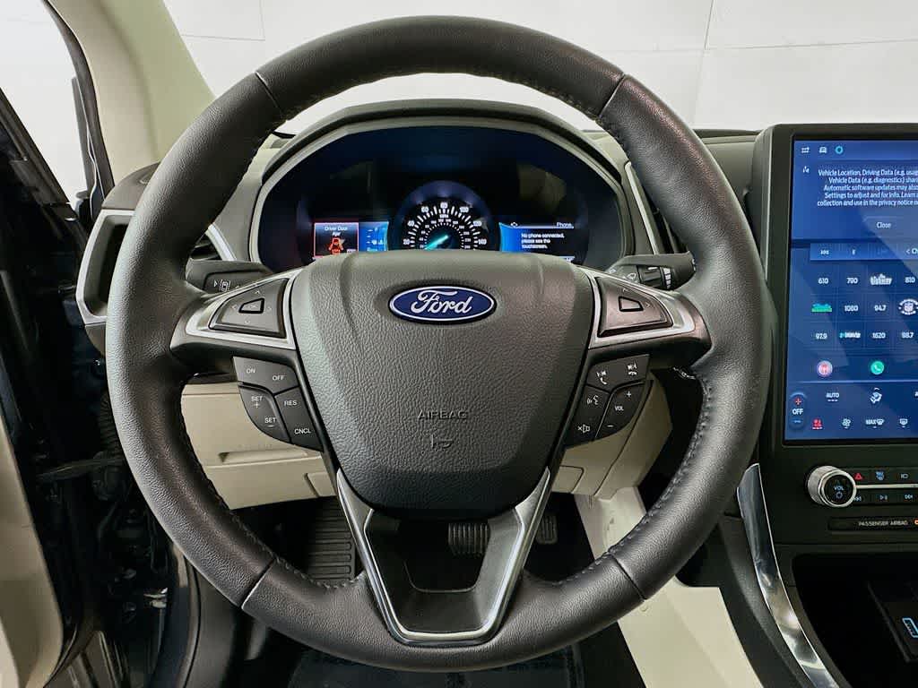 Thumbnail: 2024 Ford Edge - 16