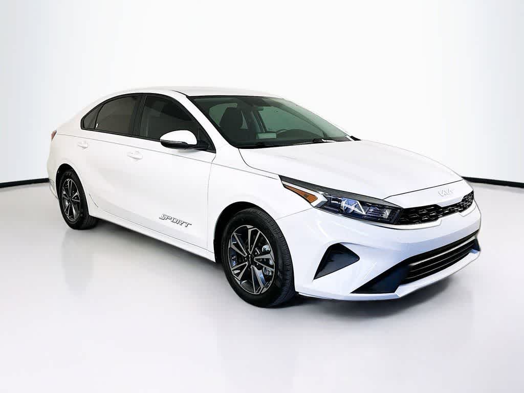 Thumbnail: 2024 Kia Forte - 23