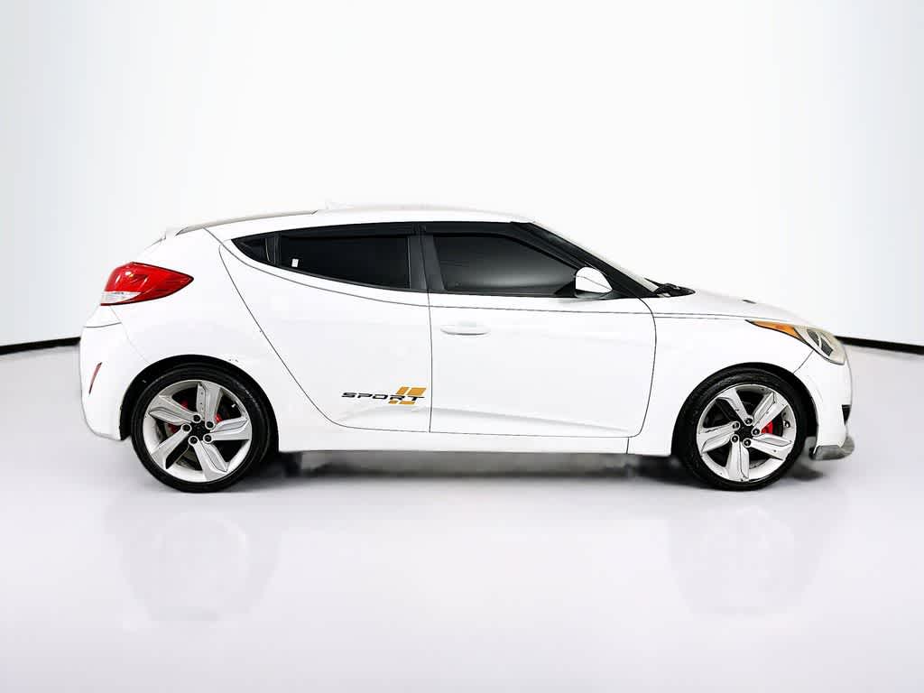 Thumbnail: 2015 Hyundai Veloster - 25