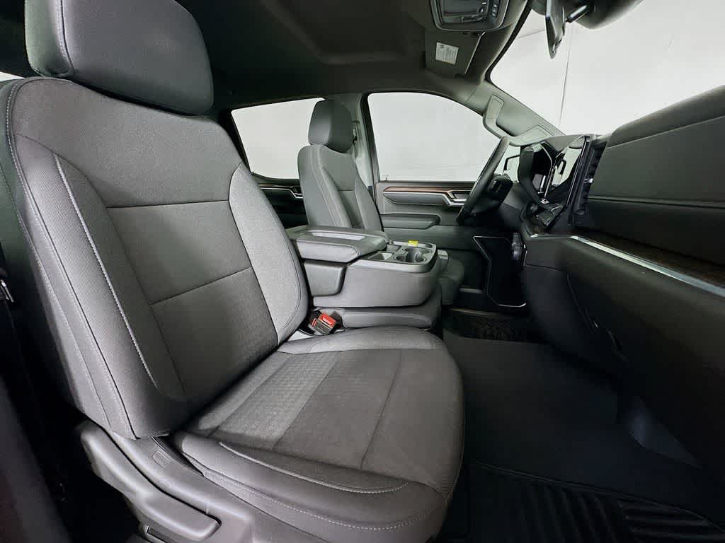 Thumbnail: 2025 Chevrolet Silverado 1500 - 15