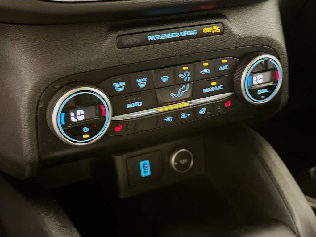 Thumbnail: 2020 Ford Escape - 17