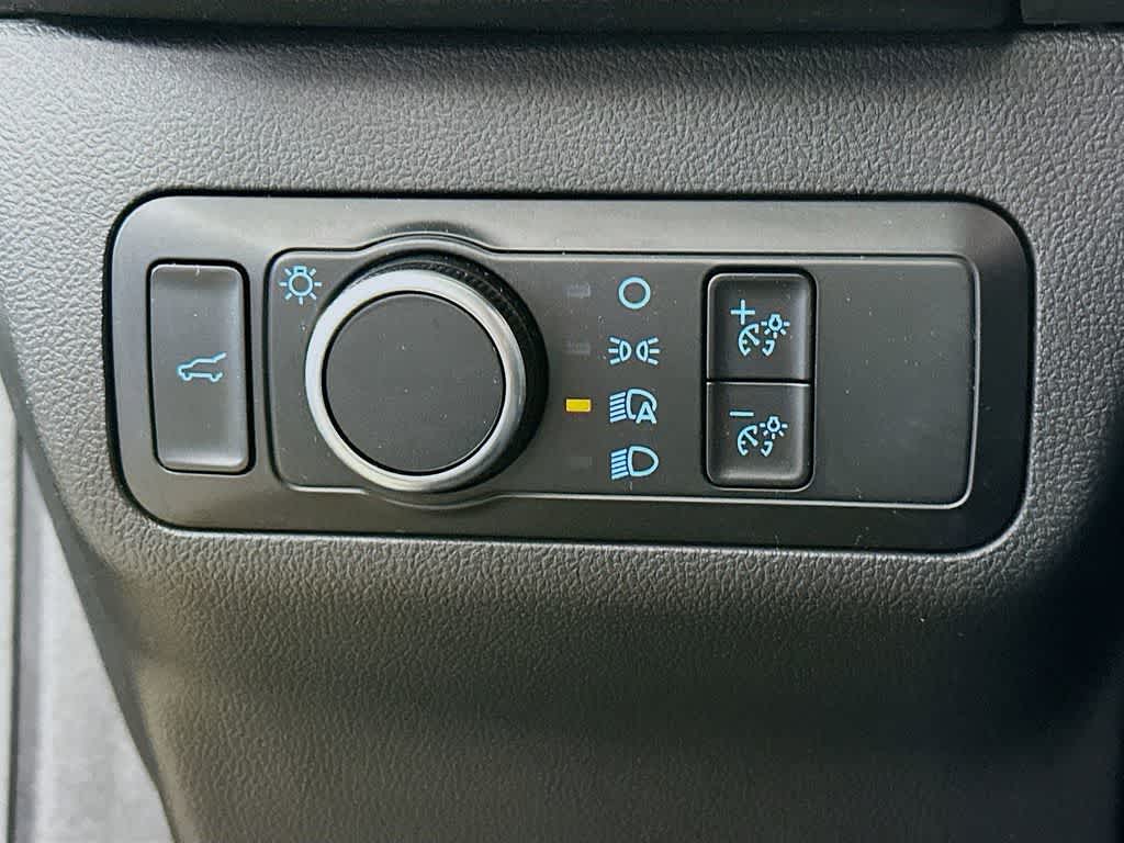 Thumbnail: 2023 Ford Escape - 26