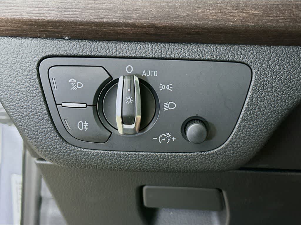 Thumbnail: 2023 Audi Q5 - 27