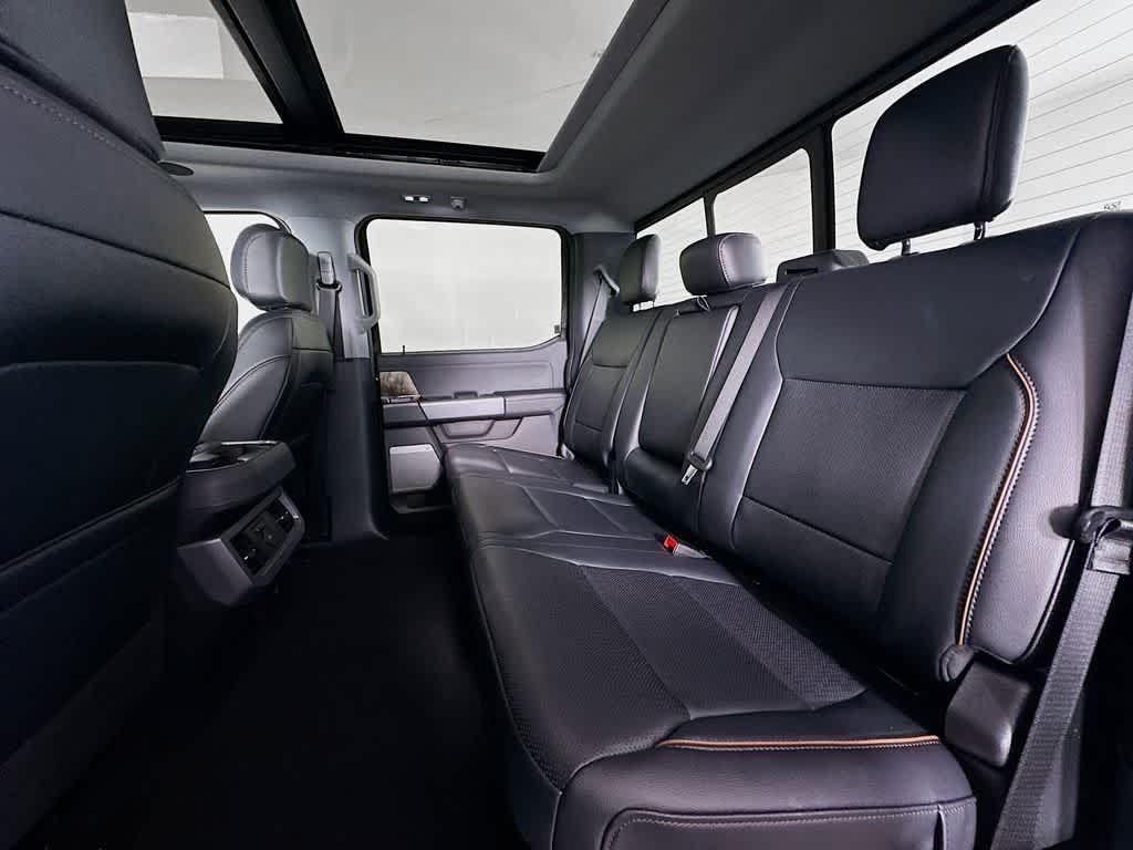 2025 Ford F-250  14