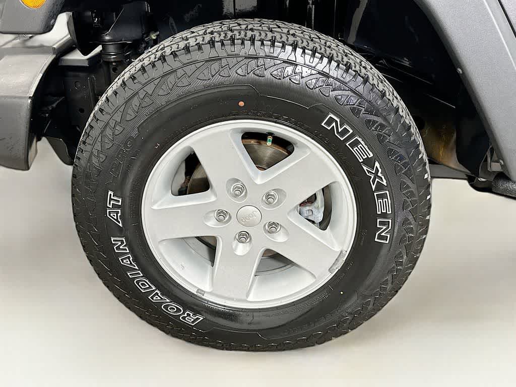 Thumbnail: 2017 Jeep Wrangler - 8