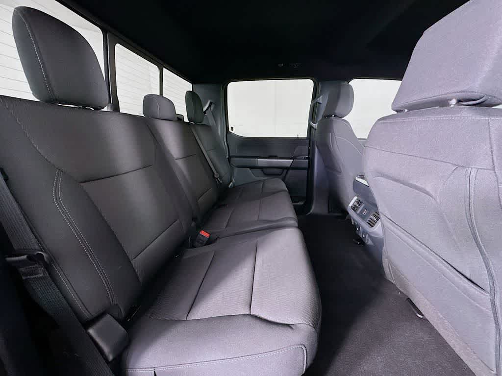 Thumbnail: 2025 Ford F-150 - 32