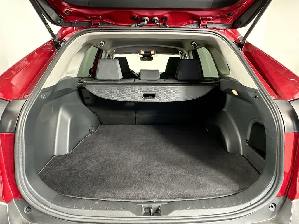 Thumbnail: 2021 Toyota RAV4 - 21