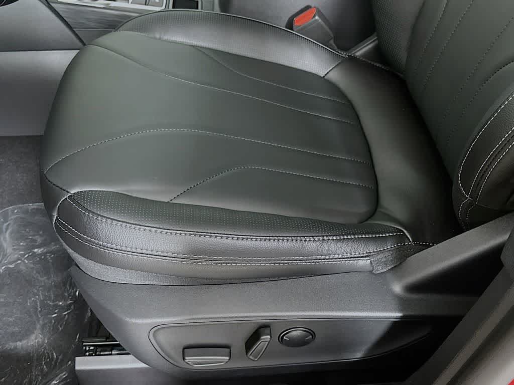 Thumbnail: 2025 Ford Escape - 30