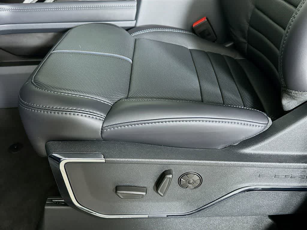 Thumbnail: 2026 Ford F-250 - 32