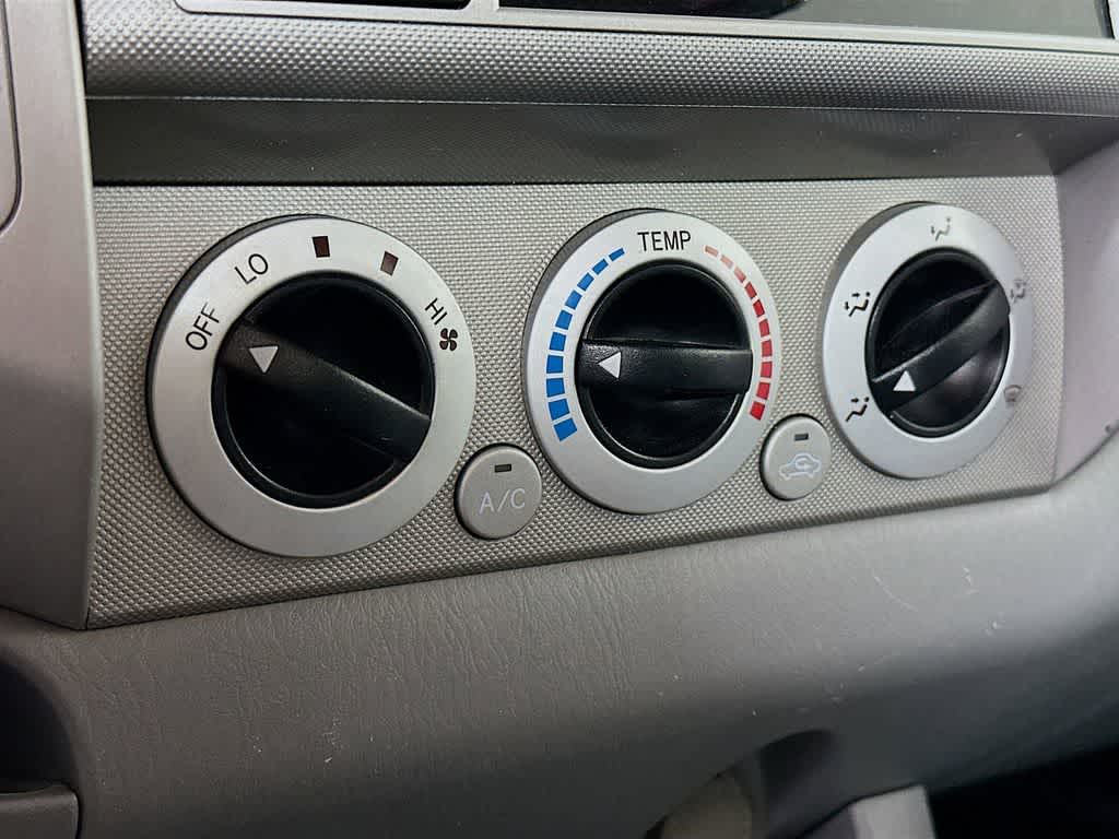 Thumbnail: 2008 Toyota Tacoma - 15