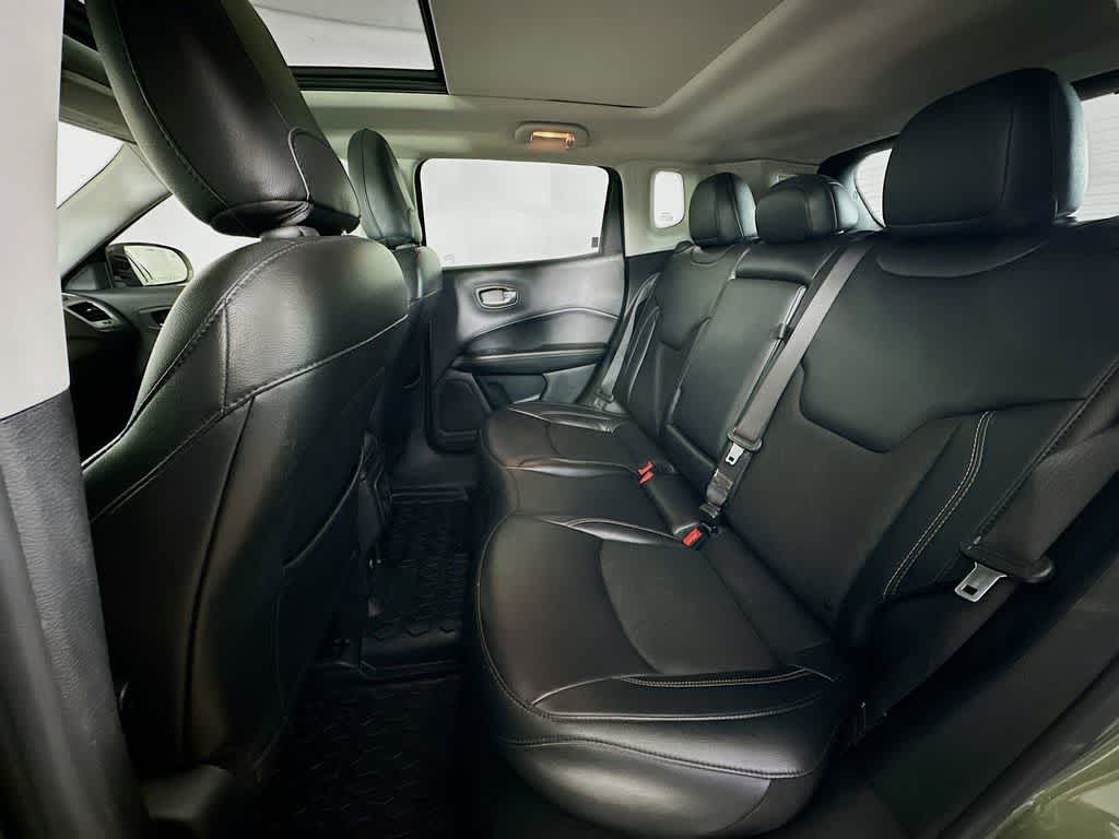 Thumbnail: 2020 Jeep Compass - 14