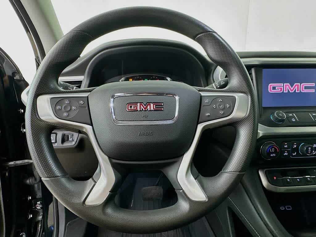 Thumbnail: 2023 GMC Acadia - 16