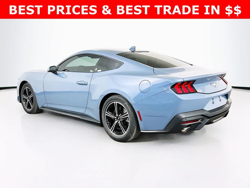 2025 Ford Mustang  4