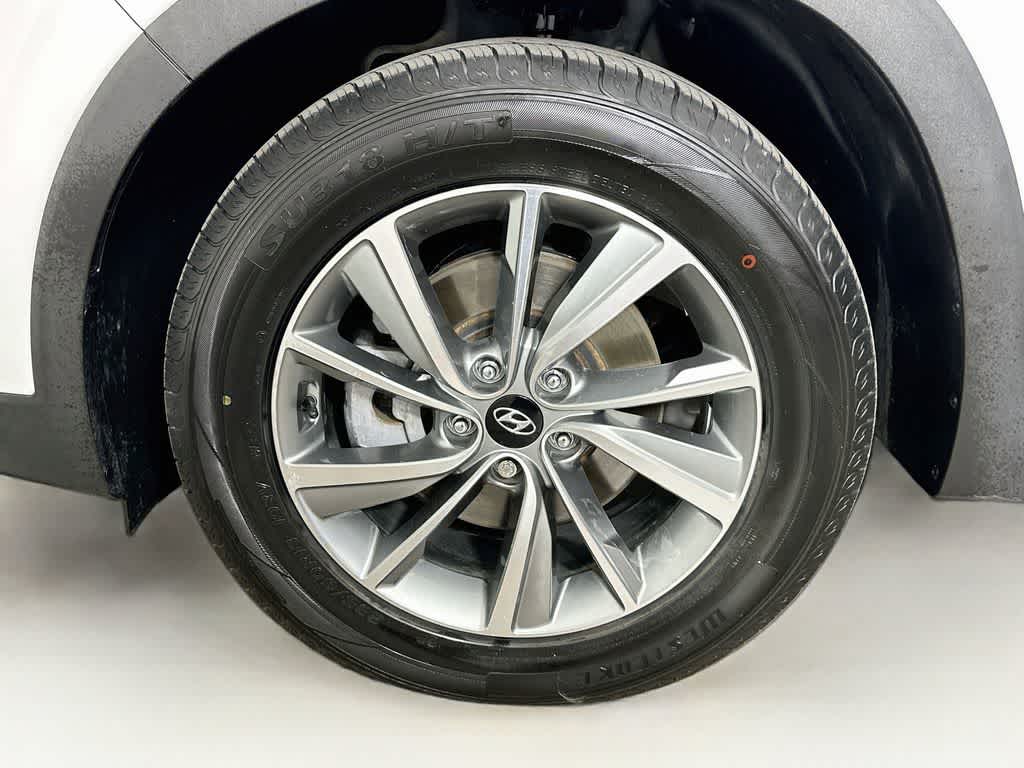 Thumbnail: 2019 Hyundai Santa Fe - 8
