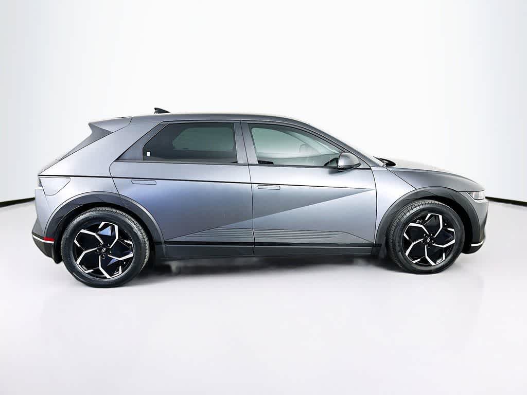 Thumbnail: 2022 Hyundai Ioniq 5 - 24