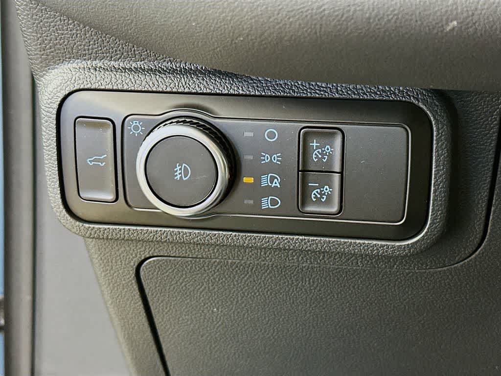 Thumbnail: 2026 Ford Explorer - 26