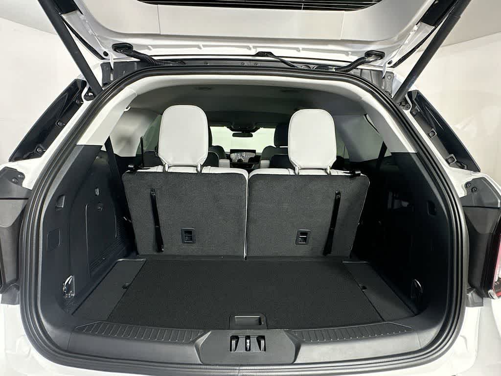 Thumbnail: 2025 Ford Explorer - 20