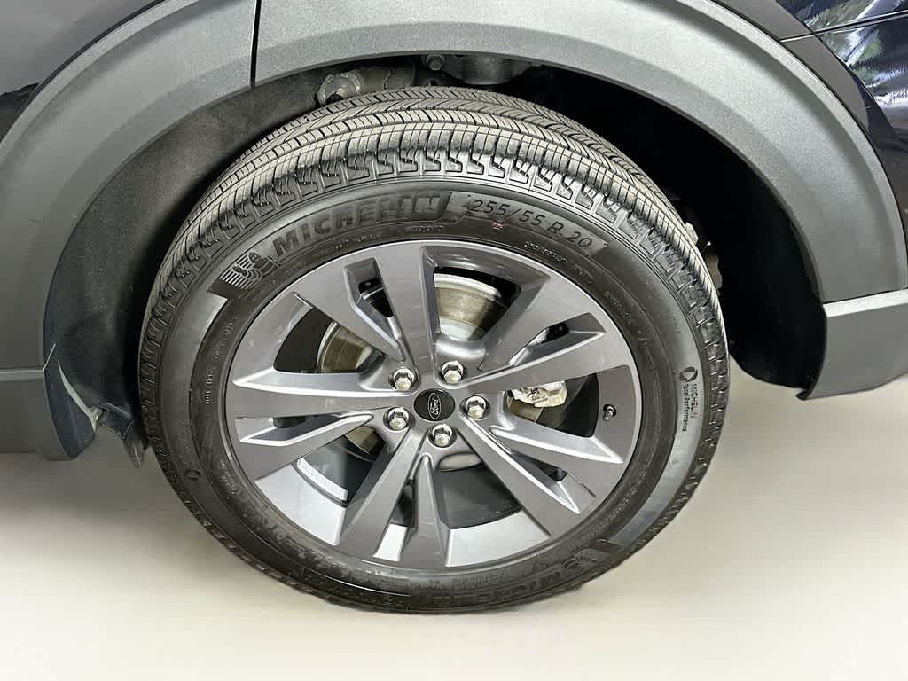 2023 Ford Explorer XLT 8