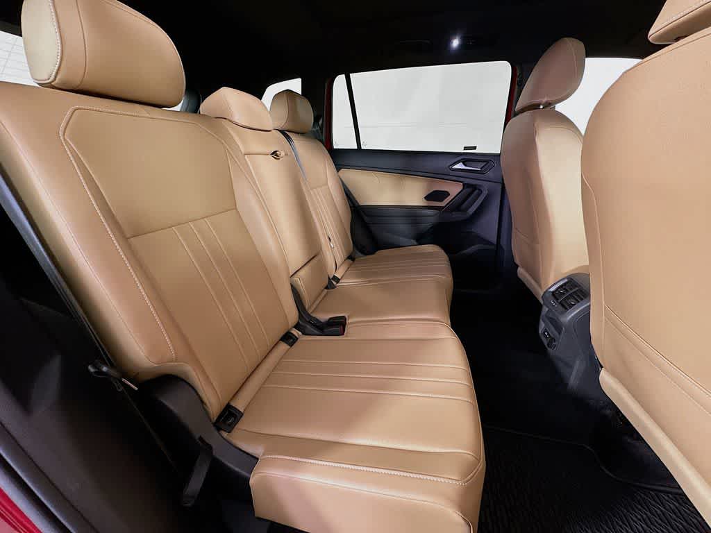 Thumbnail: 2024 Volkswagen Tiguan - 31