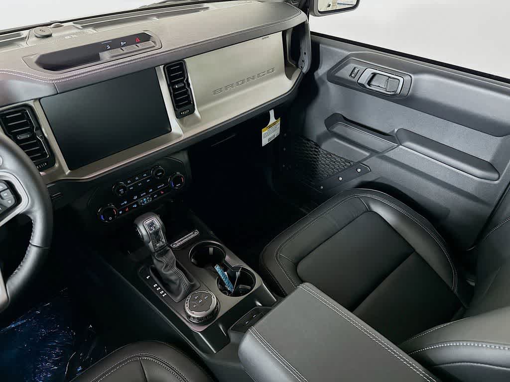 Thumbnail: 2025 Ford Bronco - 11
