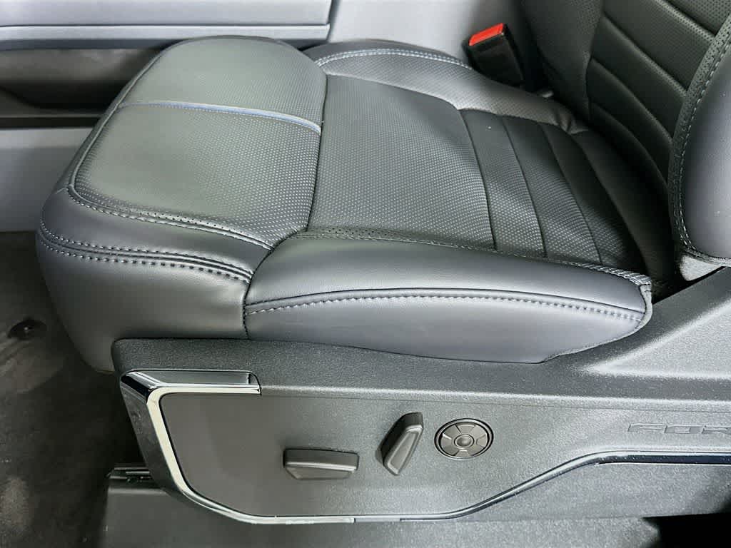 Thumbnail: 2026 Ford F-450 - 32