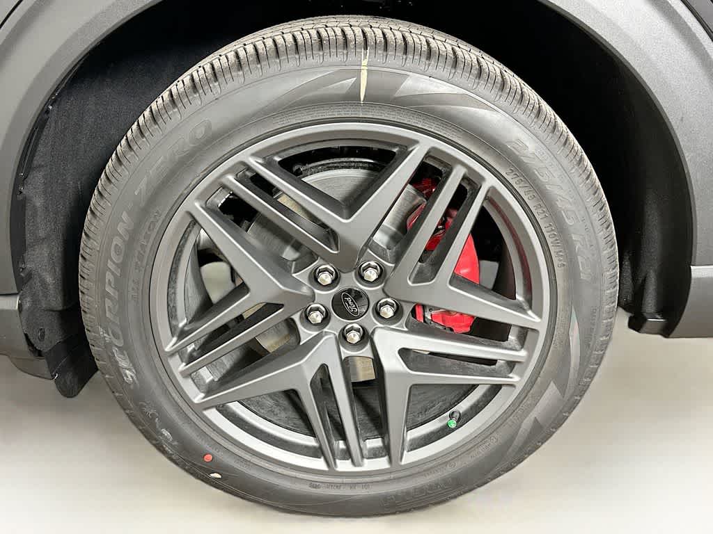 Thumbnail: 2026 Ford Explorer - 8