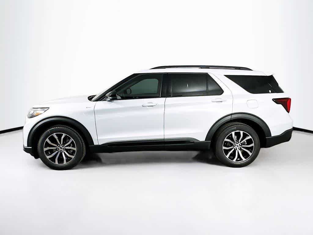Thumbnail: 2026 Ford Explorer - 3