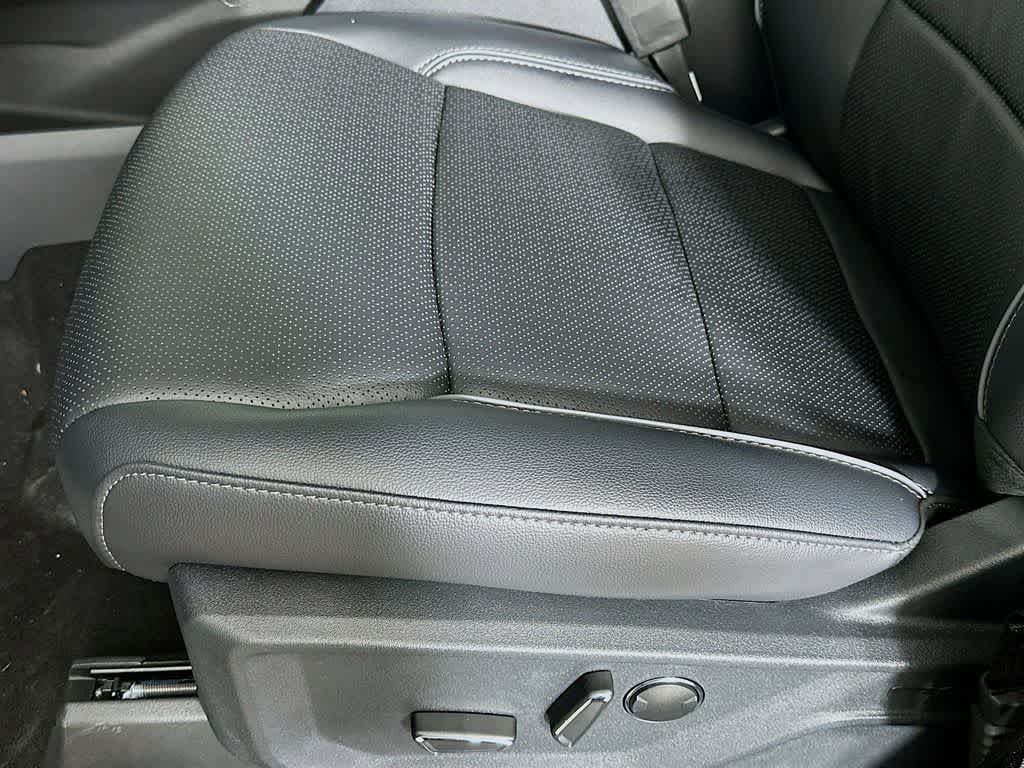 Thumbnail: 2025 Ford F-150 - 32