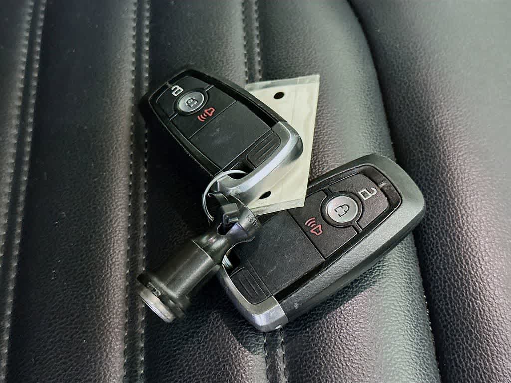 Thumbnail: 2020 Ford Edge - 22