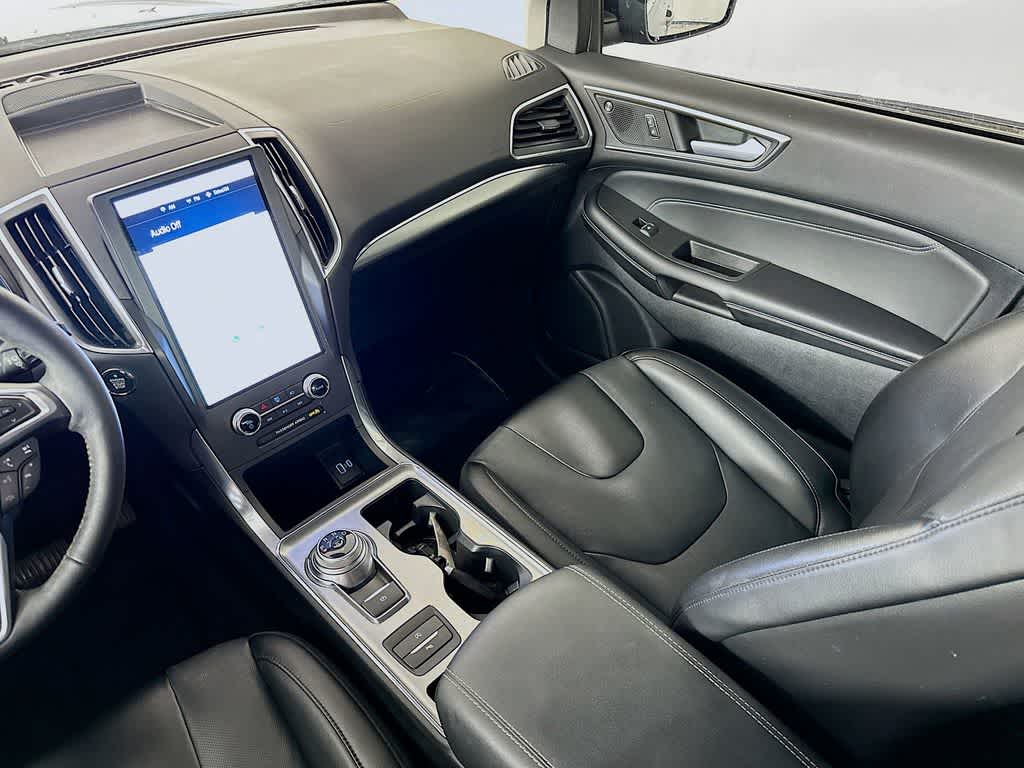 Thumbnail: 2022 Ford Edge - 11