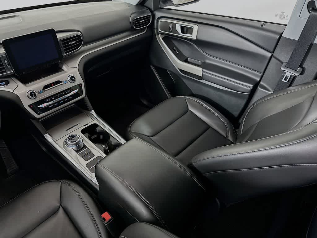 Thumbnail: 2023 Ford Explorer - 11