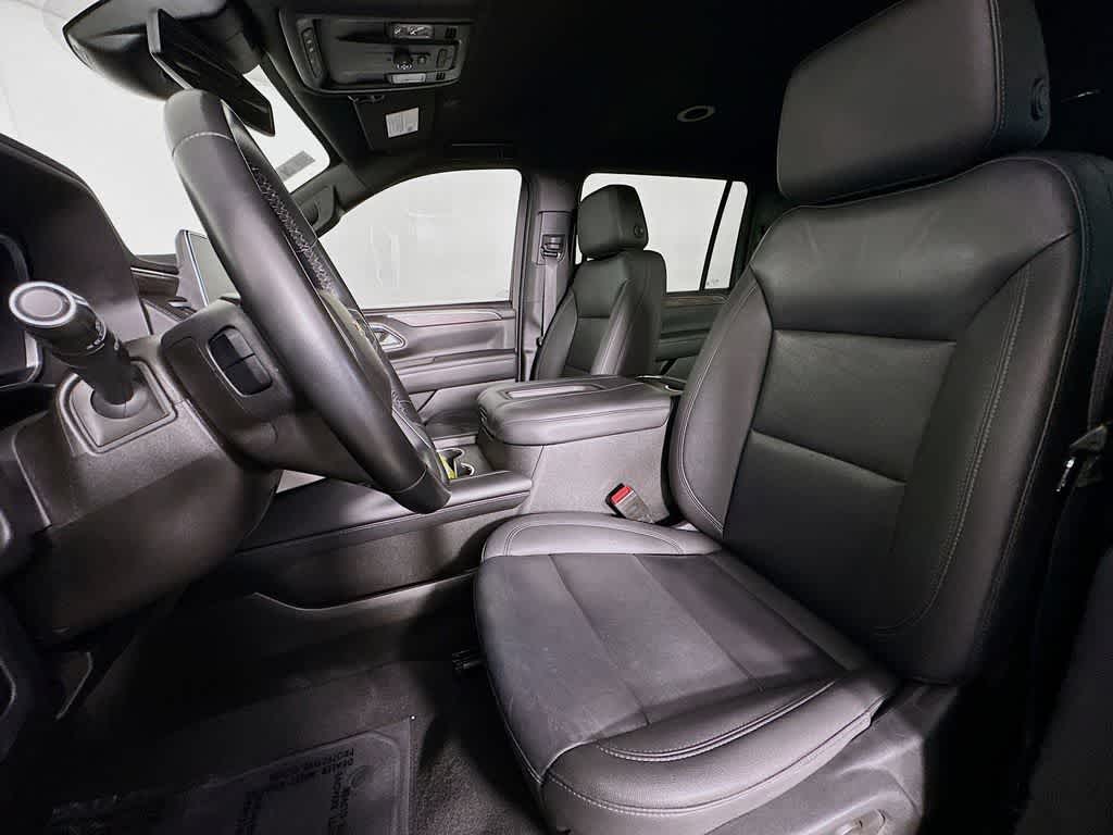 2023 Chevrolet Suburban LT 12