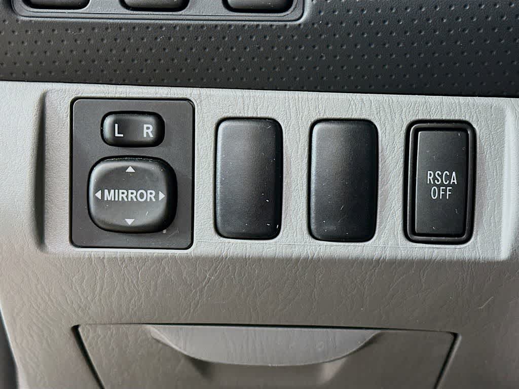 Thumbnail: 2008 Toyota Tacoma - 23