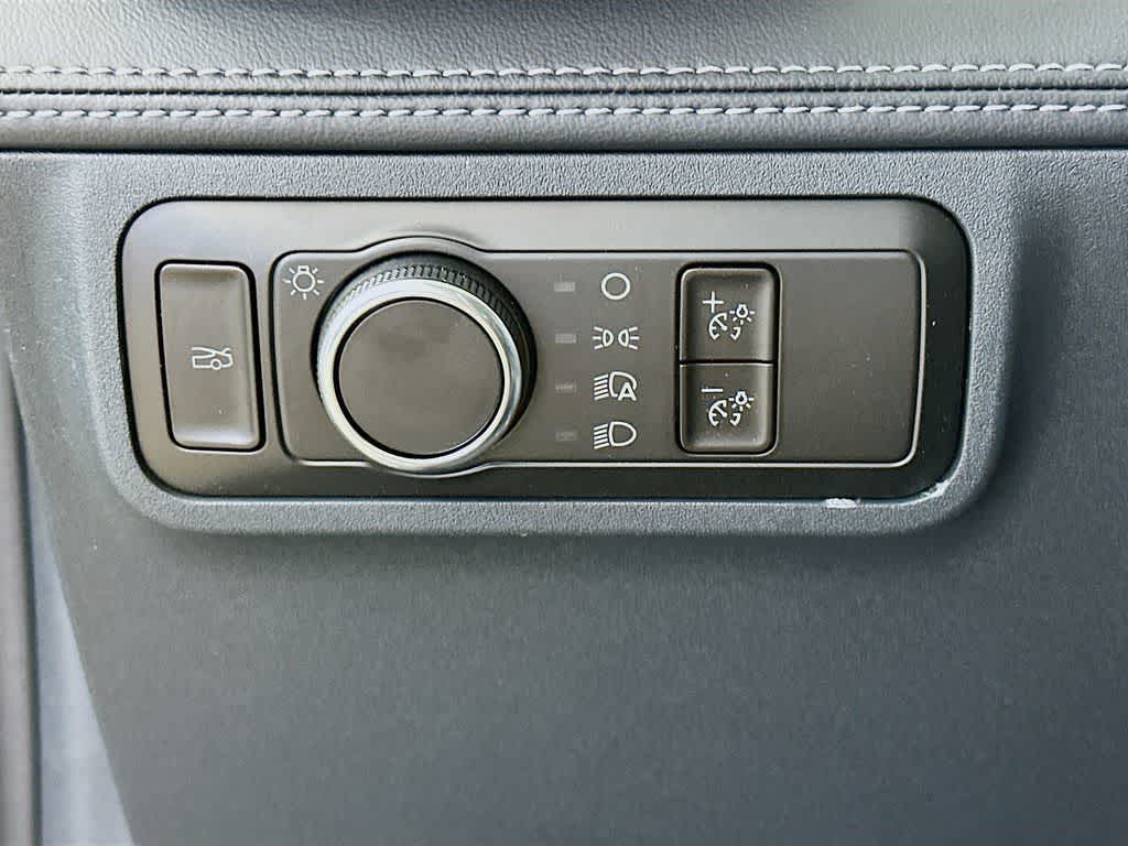 Thumbnail: 2025 Ford Mustang - 25