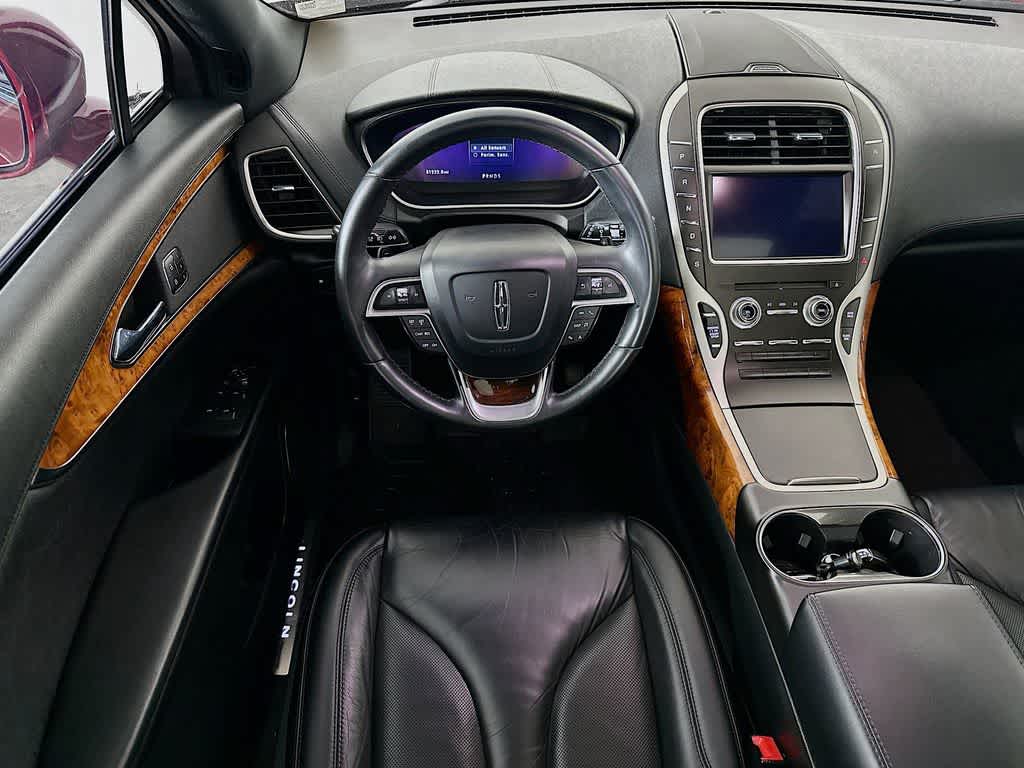 Thumbnail: 2019 Lincoln Nautilus - 10