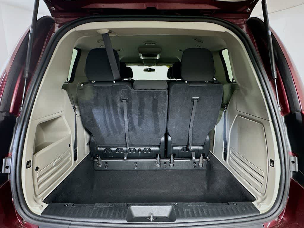 Thumbnail: 2018 Dodge Grand Caravan - 21