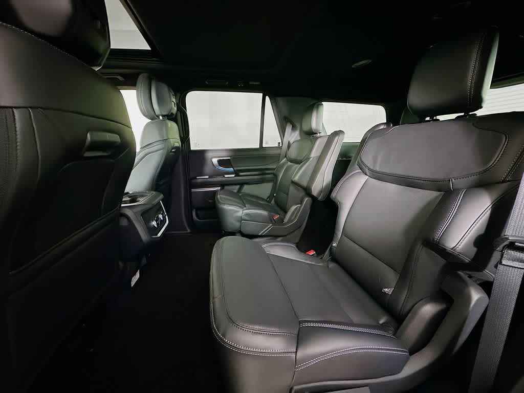 Thumbnail: 2026 Ford Expedition - 14