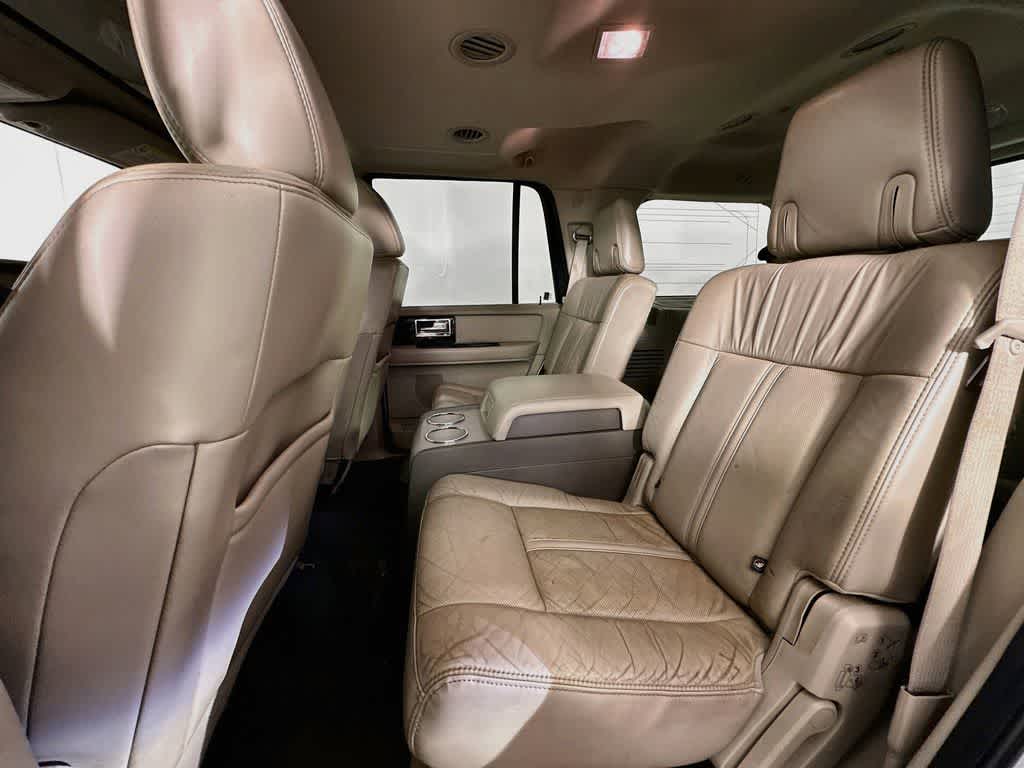 Thumbnail: 2016 Lincoln Navigator - 14