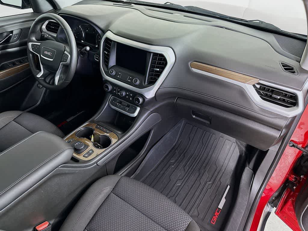 2023 GMC Acadia SLE 32