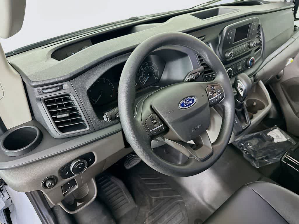 Thumbnail: 2025 Ford Transit Series - 2
