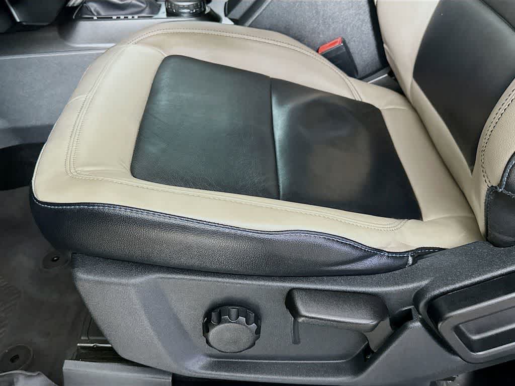 Thumbnail: 2022 Ford Bronco - 29