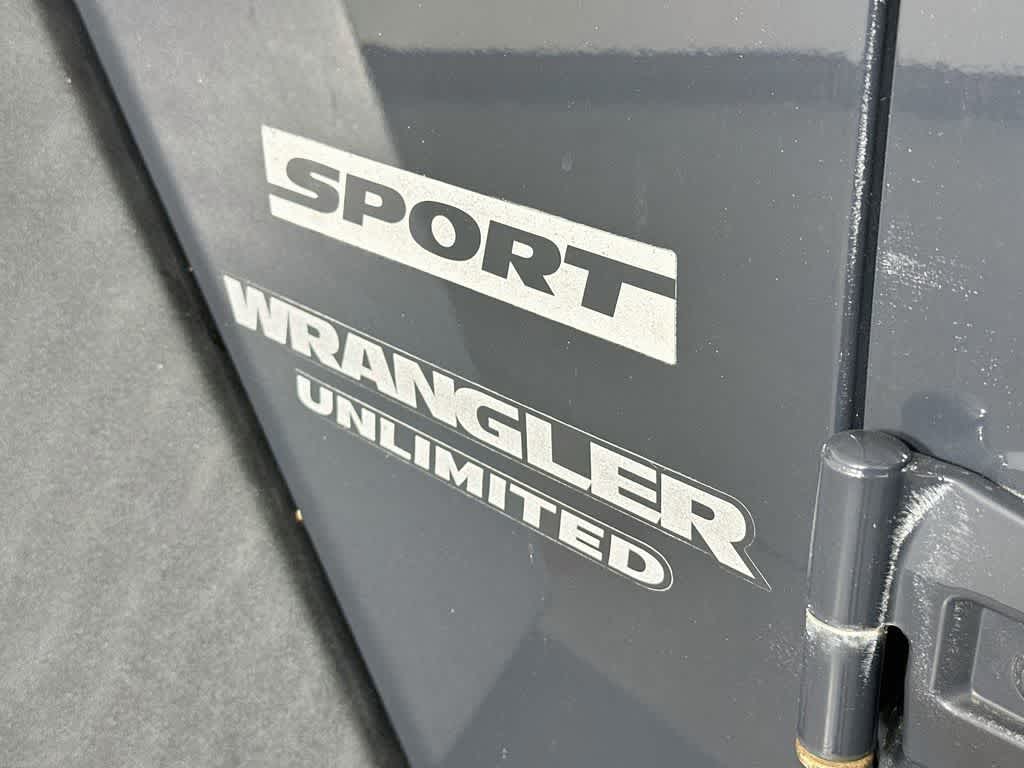 Thumbnail: 2017 Jeep Wrangler - 7