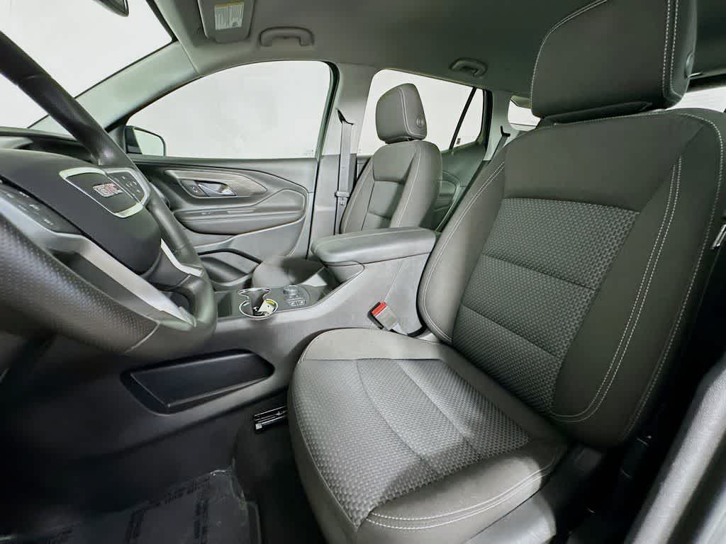 2022 GMC Terrain SLE 12