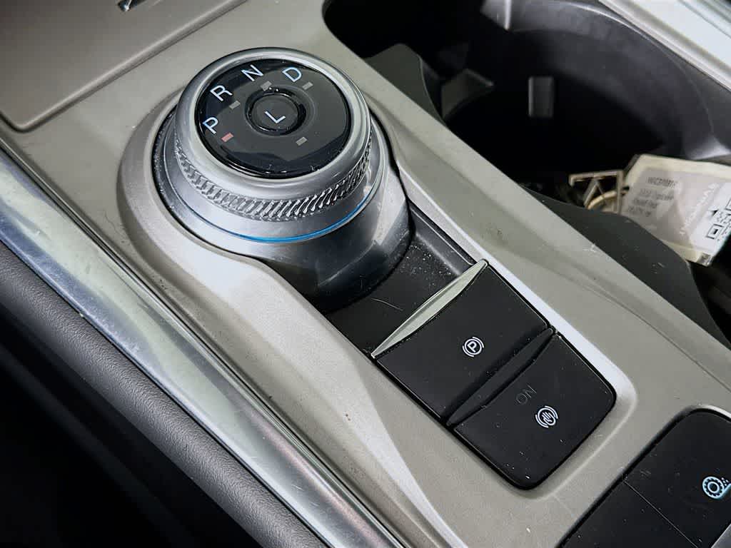 Thumbnail: 2022 Ford Explorer - 19