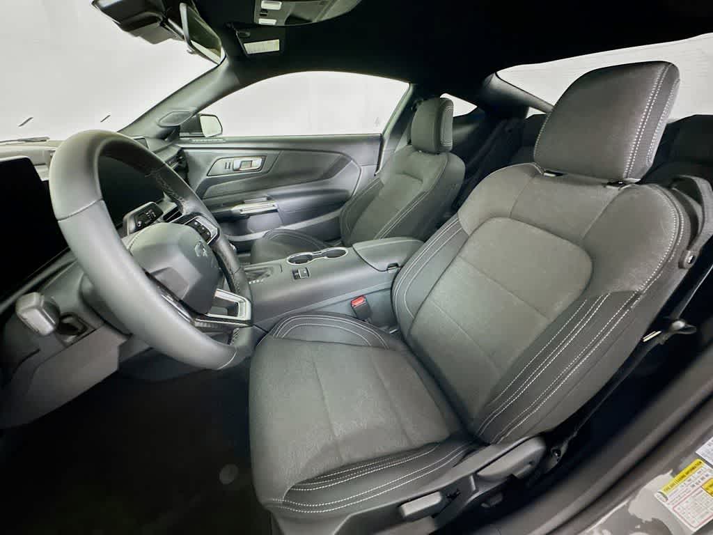 Thumbnail: 2026 Ford Mustang - 12