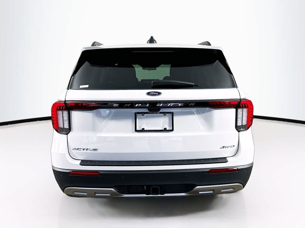 Thumbnail: 2026 Ford Explorer - 5
